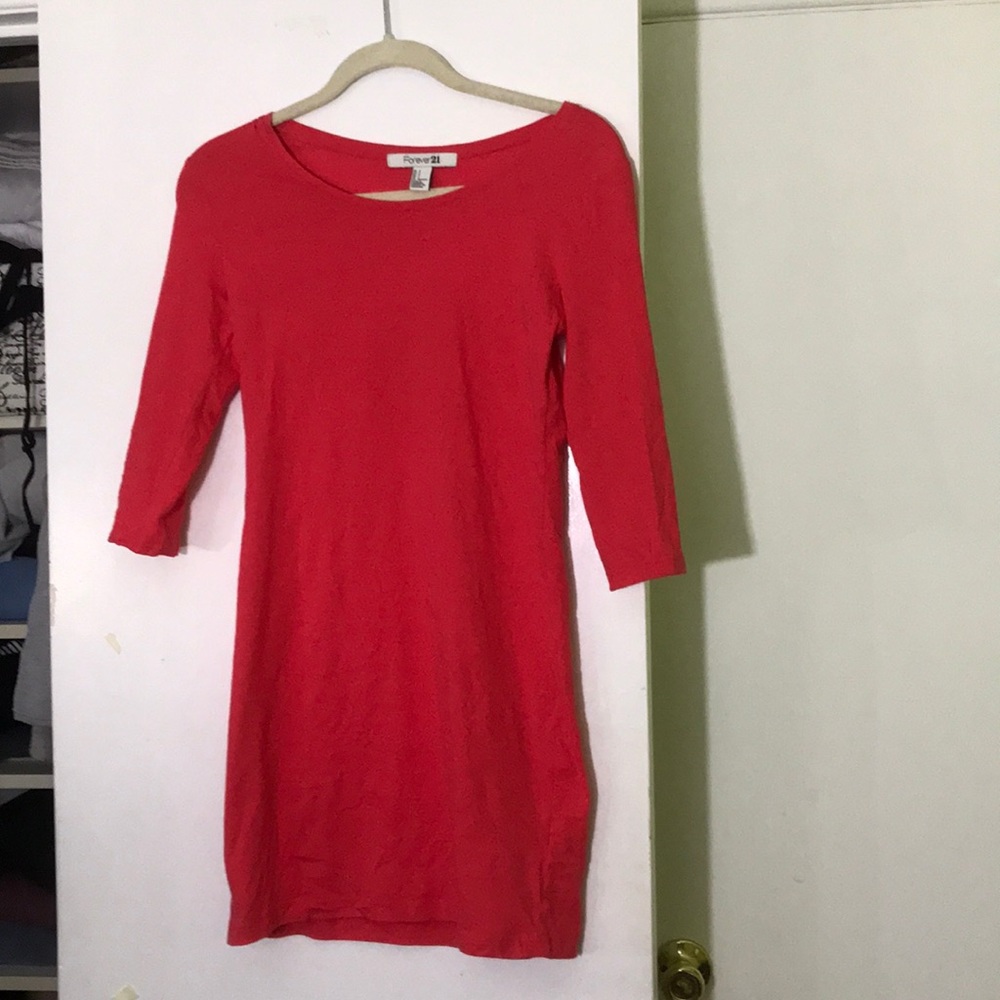 Salmon fitted dress